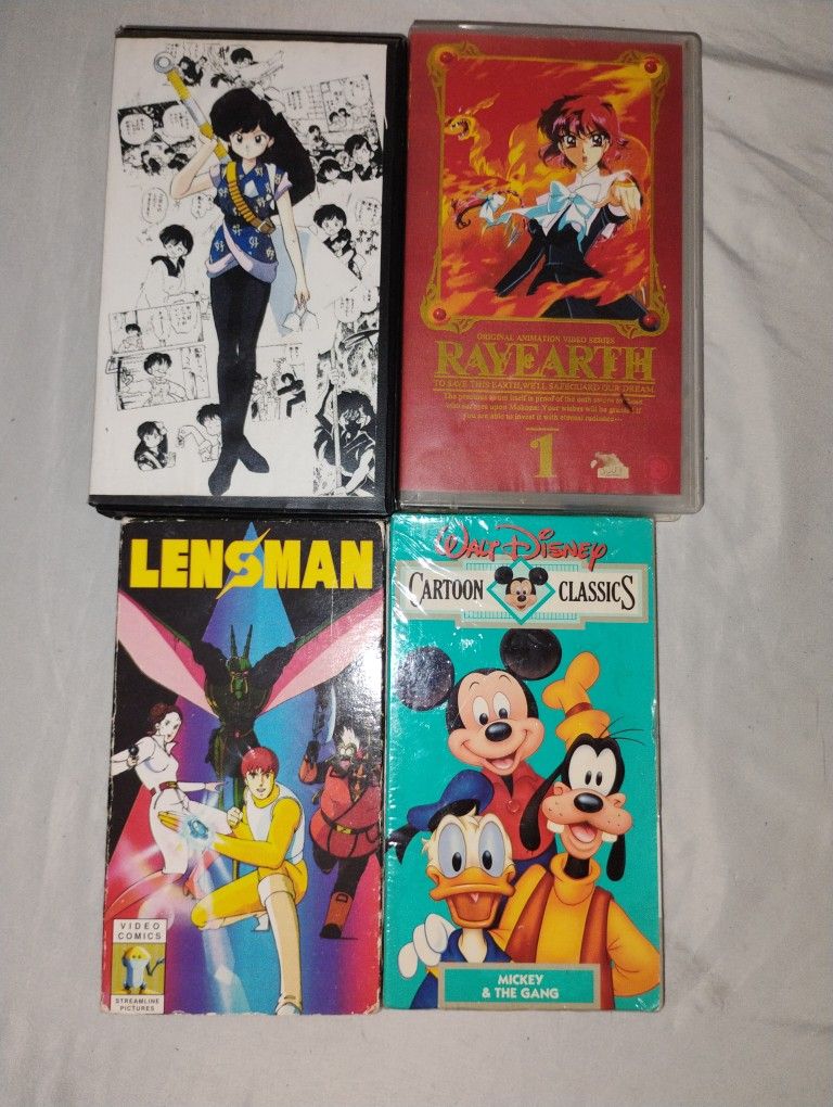 Lot Of 4 VHS Tape 4 Collectors 1 Disney Sealed