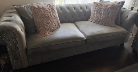 Tufted Velvet Sofa