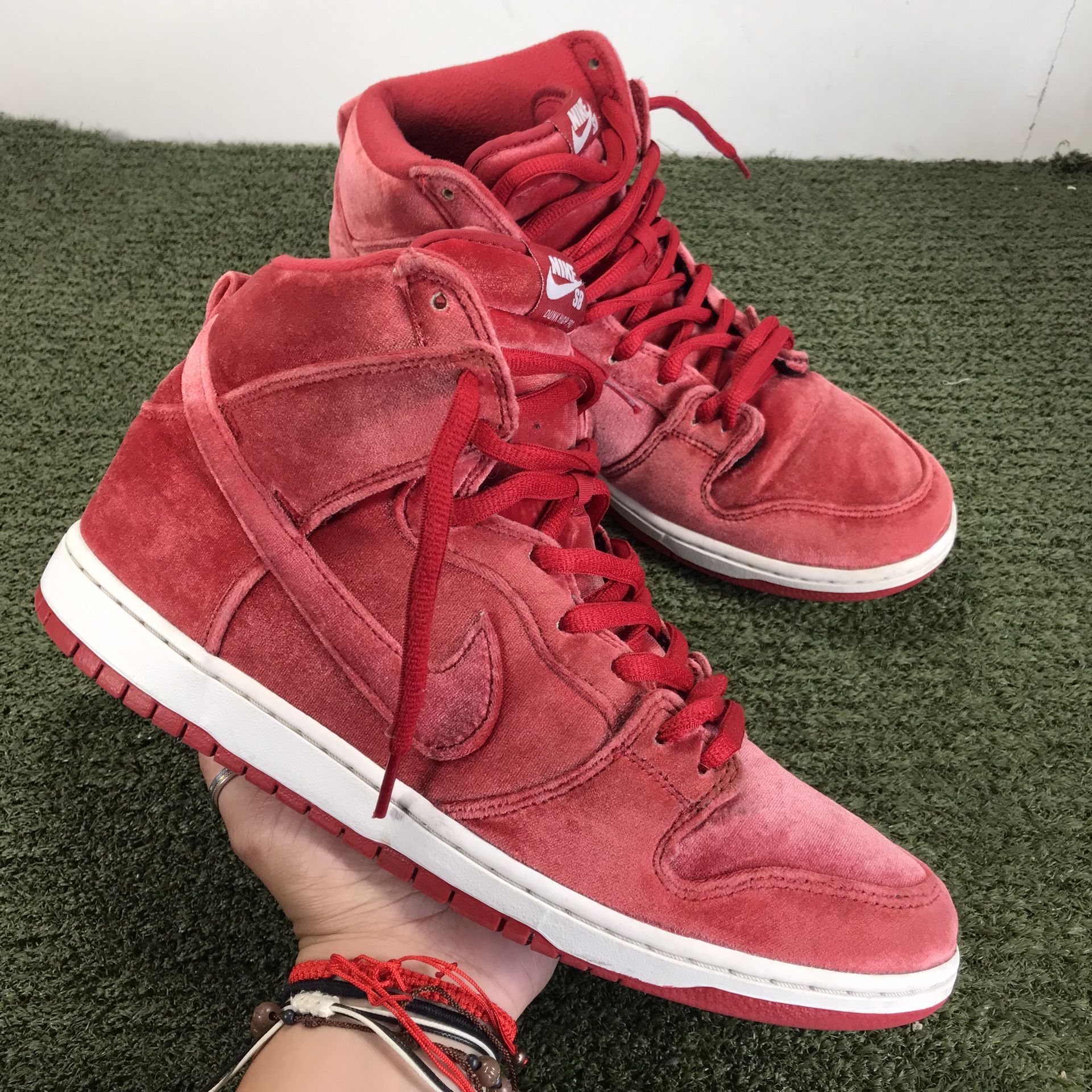 NIKE DUNK HIGH PREMIUM SB GYM RED WHITE 