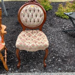 Victorian Rose Antique Chair