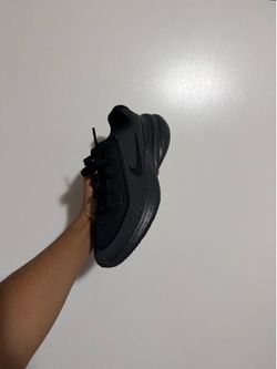 Black activewear shoes
