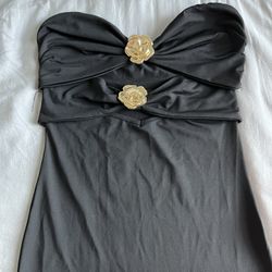 📍Selling a Dress – Cute & Affordable!