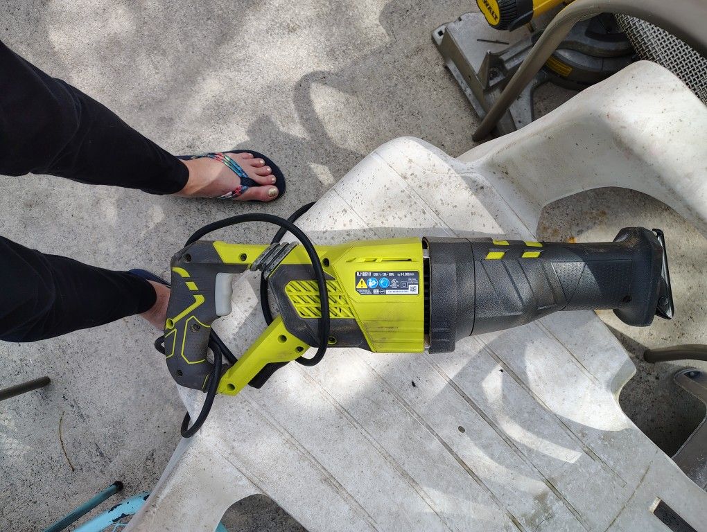 Ryobi Saw Zaw....Barely Used