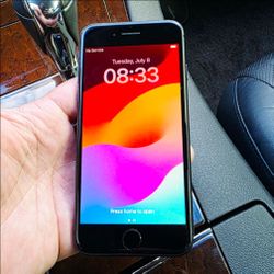 Unlocked iPhone 8 Works With All Carriers 64GB Gray Color