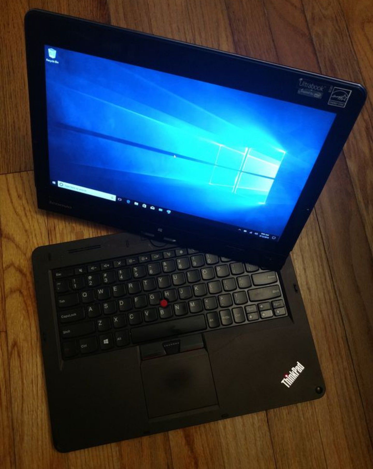 Lenovo Touchscreen laptop Intel Core i5 Windows 10