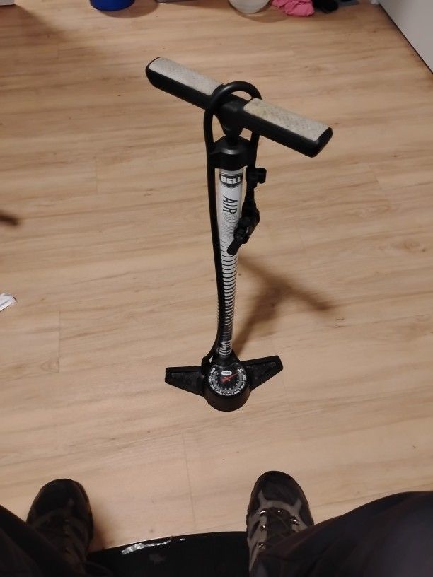 Bel Air Glide 950 Bike Pump