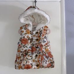 Faux Fur  Hooded Vest / Chaleco  De Invierno