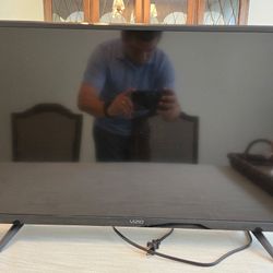 VIZIO SMART TV 32 Inch