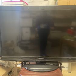 FREE: Panasonic flatscreen TV
