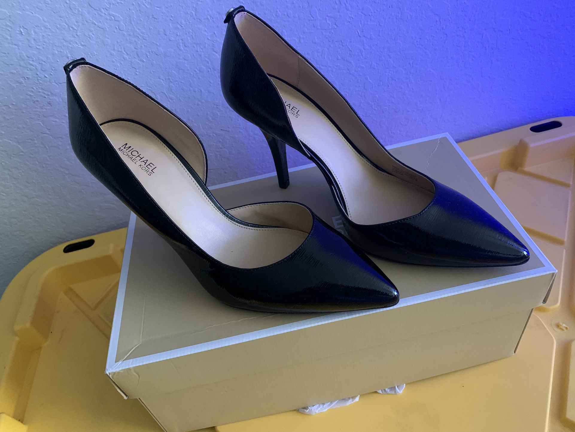 Michael Kors patent black high heels women’s shoes size 8.5 Nathalie Flex w/box 