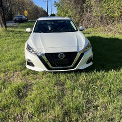 2022 Nissan Altima