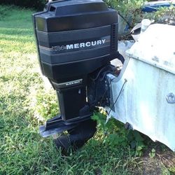 Mercury Xr4 150 Boat Motor, Works ? And Boat Too Everything Goes