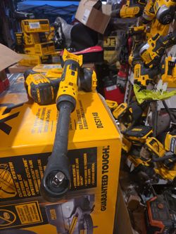 Shop DEWALT
ATOMIC 20V MAX 3/8 in. Extended Reach Cordless Ratchet (Tool Only) Slightly Used