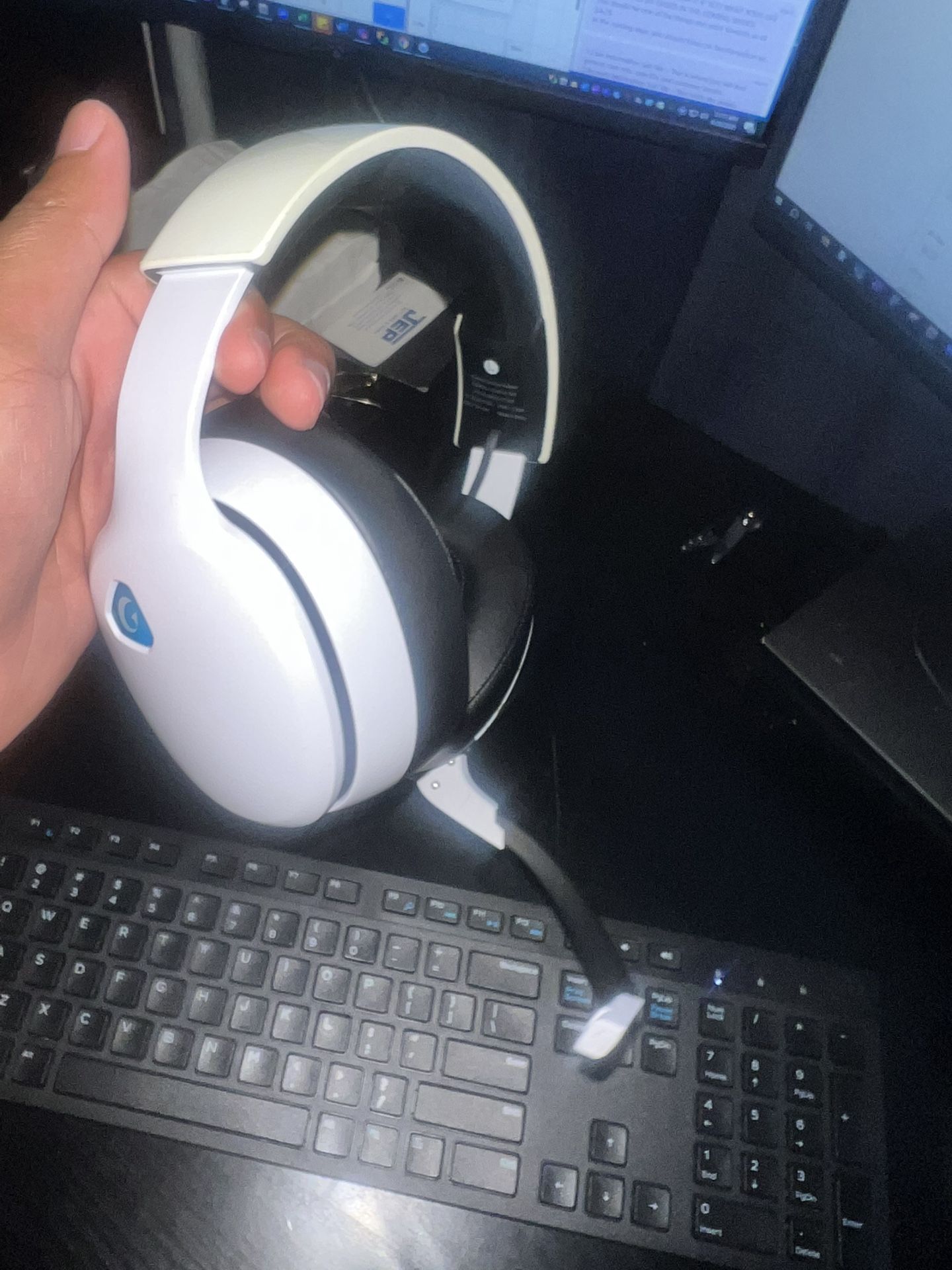 Wireless/wired headset for gaming , pc etc