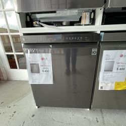 New Dishwasher In Excellent Condition With Warranty 