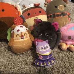 Squishmallows & Disney Munchling pack