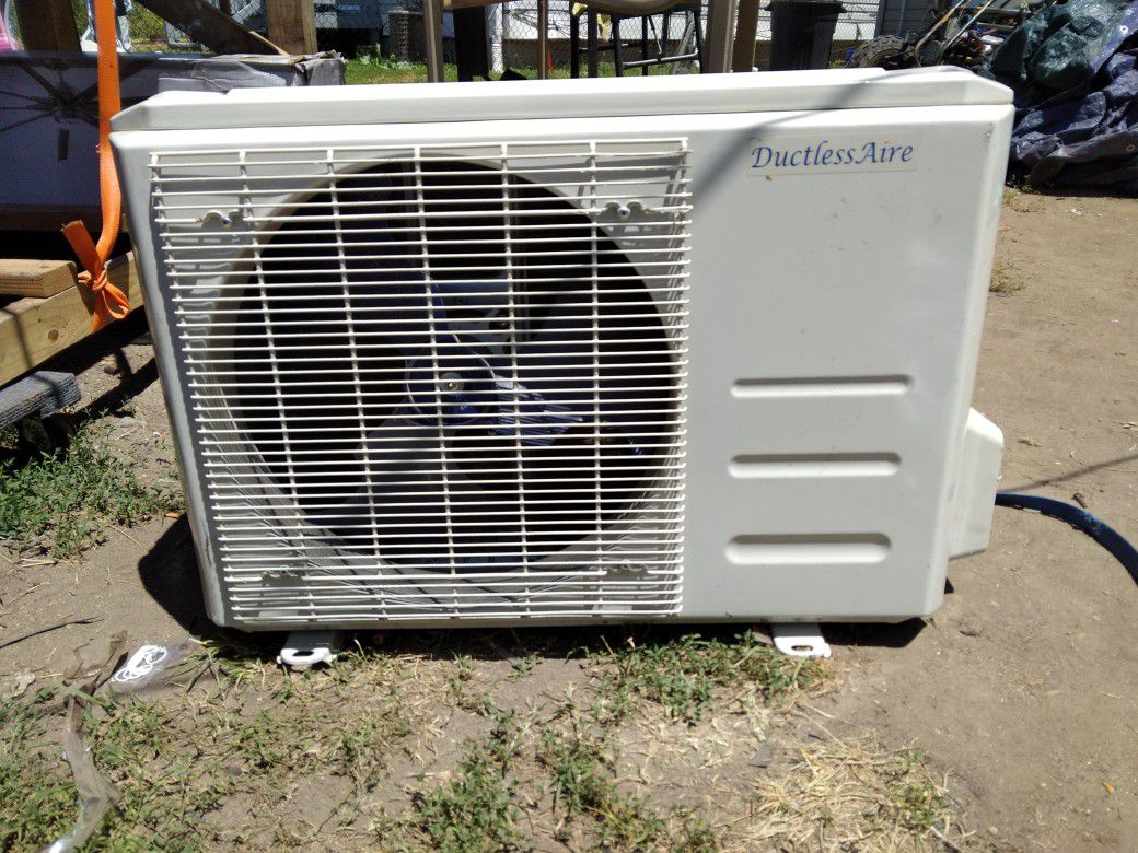 Brand New Never Hooked Up AC Unit