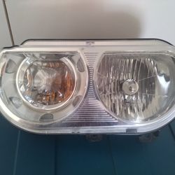2008-2014 Dodge Challenger Headlight 