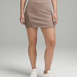 Lululemon Scuba High Rise Mini Skirt 