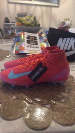 NIKE AIR MERCURIAL SIZE 13