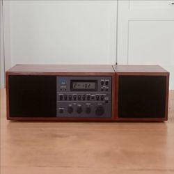 Vintage KLH MDL 200 Stereo Clock Radio