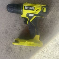 Taladro RUOBI casi Nuevo 