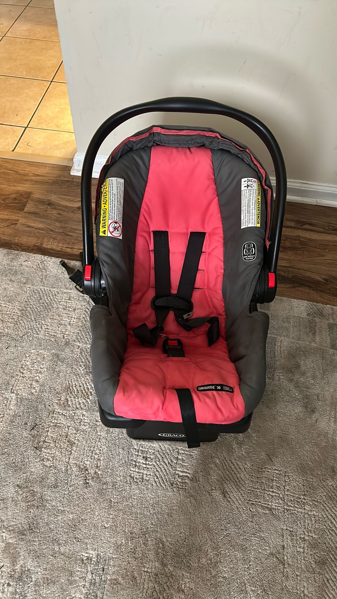 Infant car seat with base 