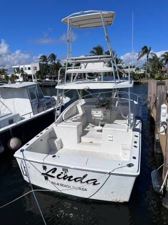 Luhrs 29T Sport fishermen Boat