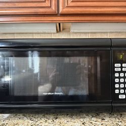 Hamilton Beach 900Watts Microwave 