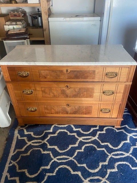 Mid 19th Century Victorian Dresser And Washstand