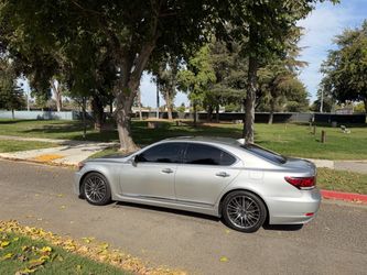 2015 Lexus LS 460