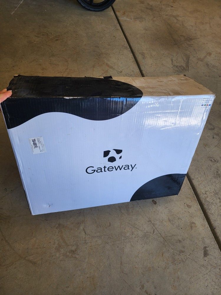 Gateway 23.8in All In One Desktop - NEW! 