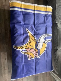 Used VIKINGS FLAGS SIZE 5’x3’ $5.00 each
