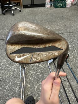 Nike Engage 60 wedge