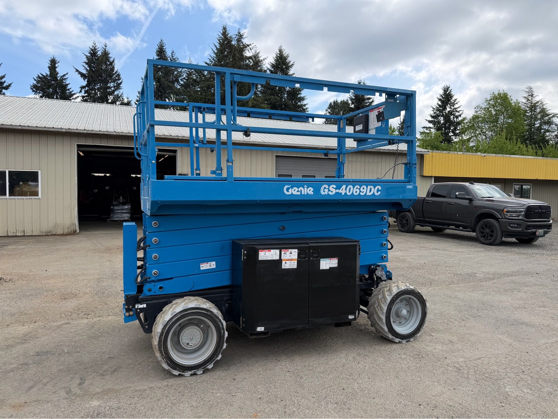 2016 Genie GS4069DC Rough Terrain Electric Scissor Lift - 237 Hours