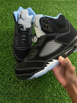 Jordan 5 Black University Blue