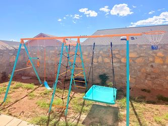 Swing set $80