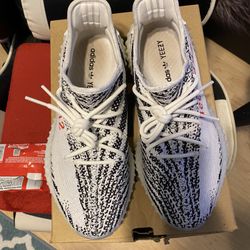Yeezy Zebra Size 10