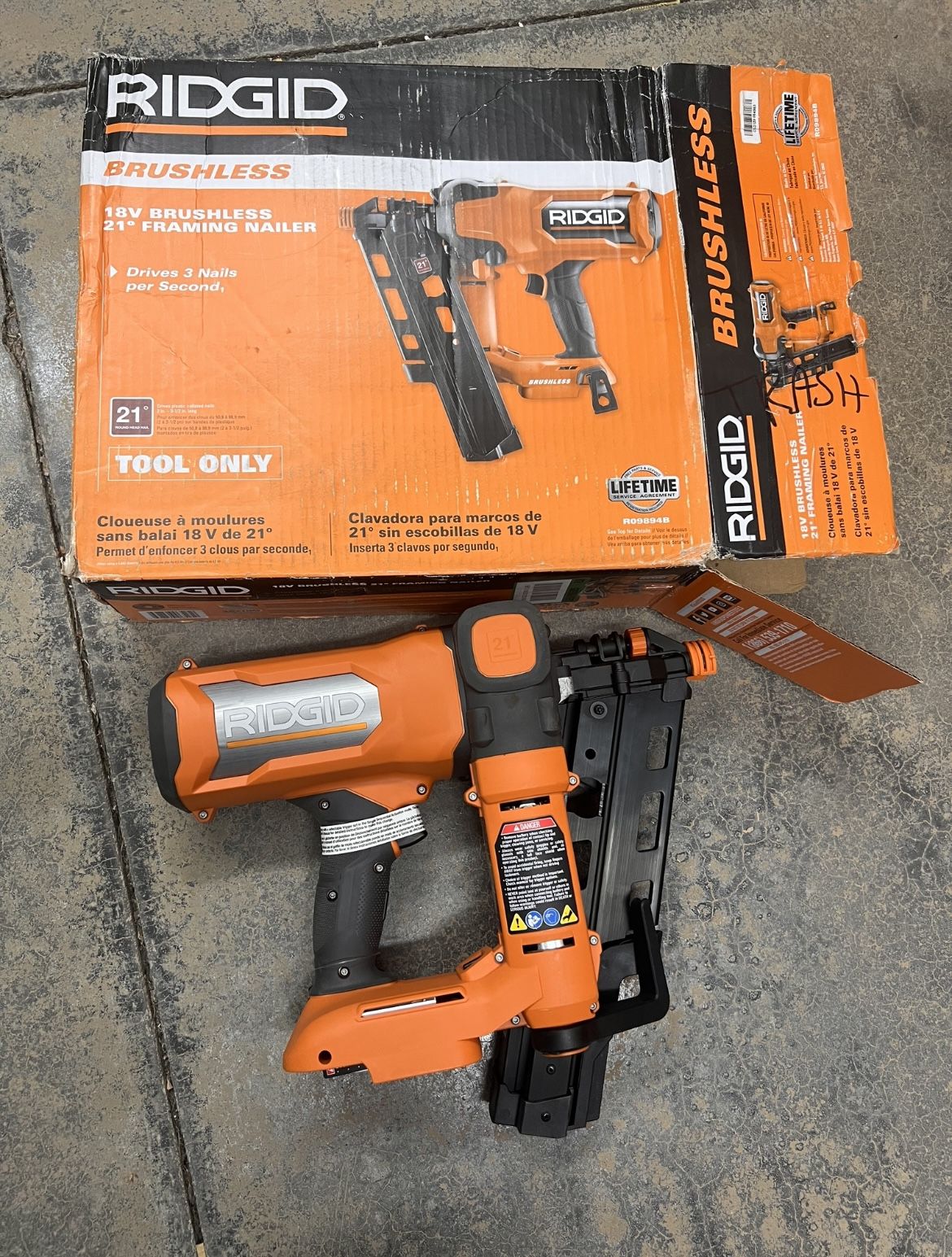 RIDGID 18V Brushless Cordless 21° 3-1/2 in. Framing Nailer (Tool Only)