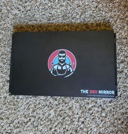360° Trifold Barber Mirror – Slightly Used