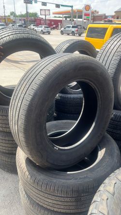 Nexen 235/65R17 (set of 4)