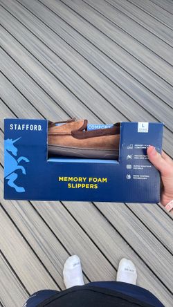 UNOPENED Stafford Memory Foam Slippers