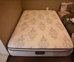 Beautiful Full Size Mattress