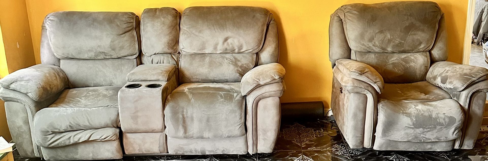 Norfolk Power Reclining Set
