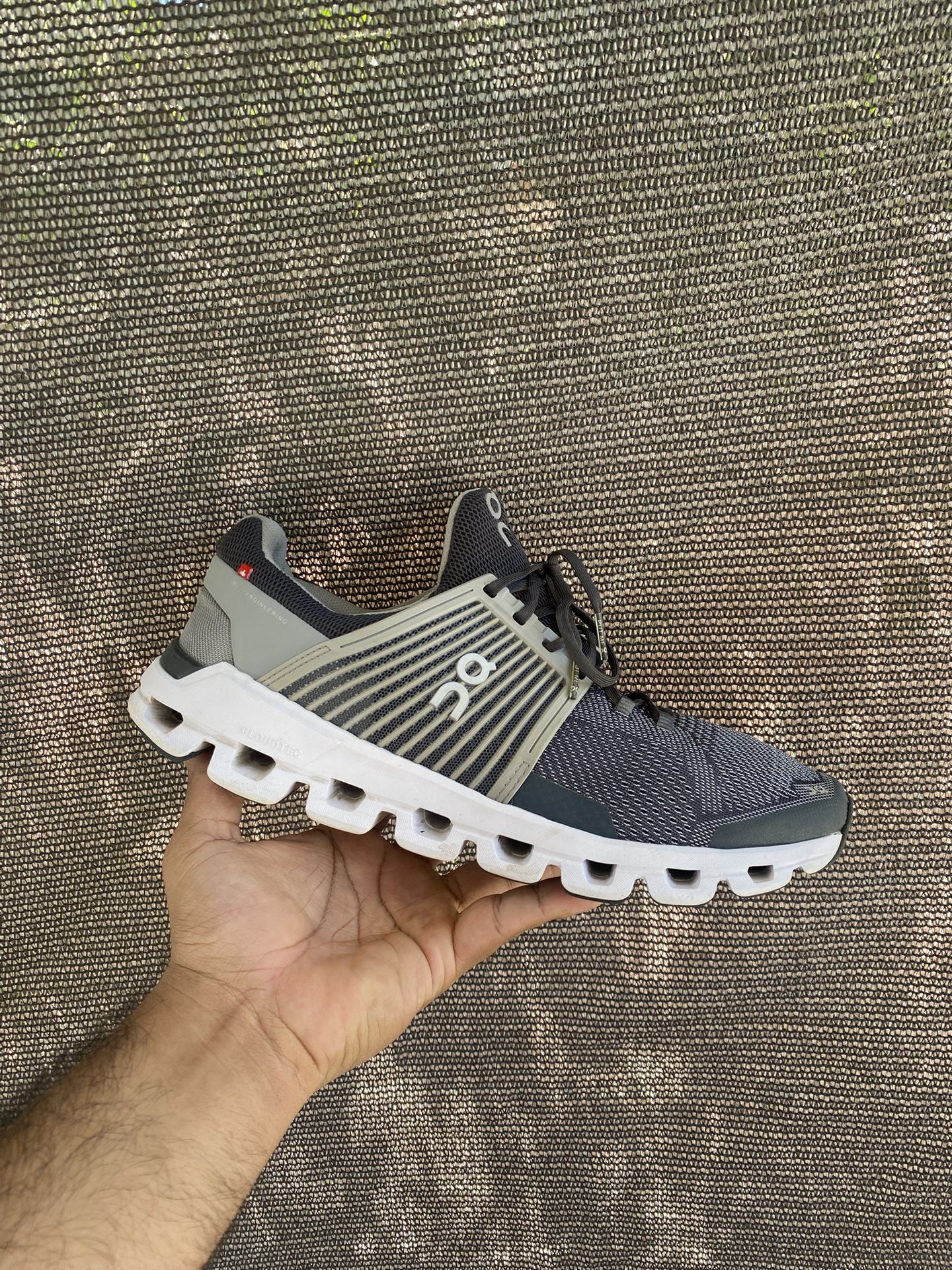 On Running Cloudswift Rock Slate