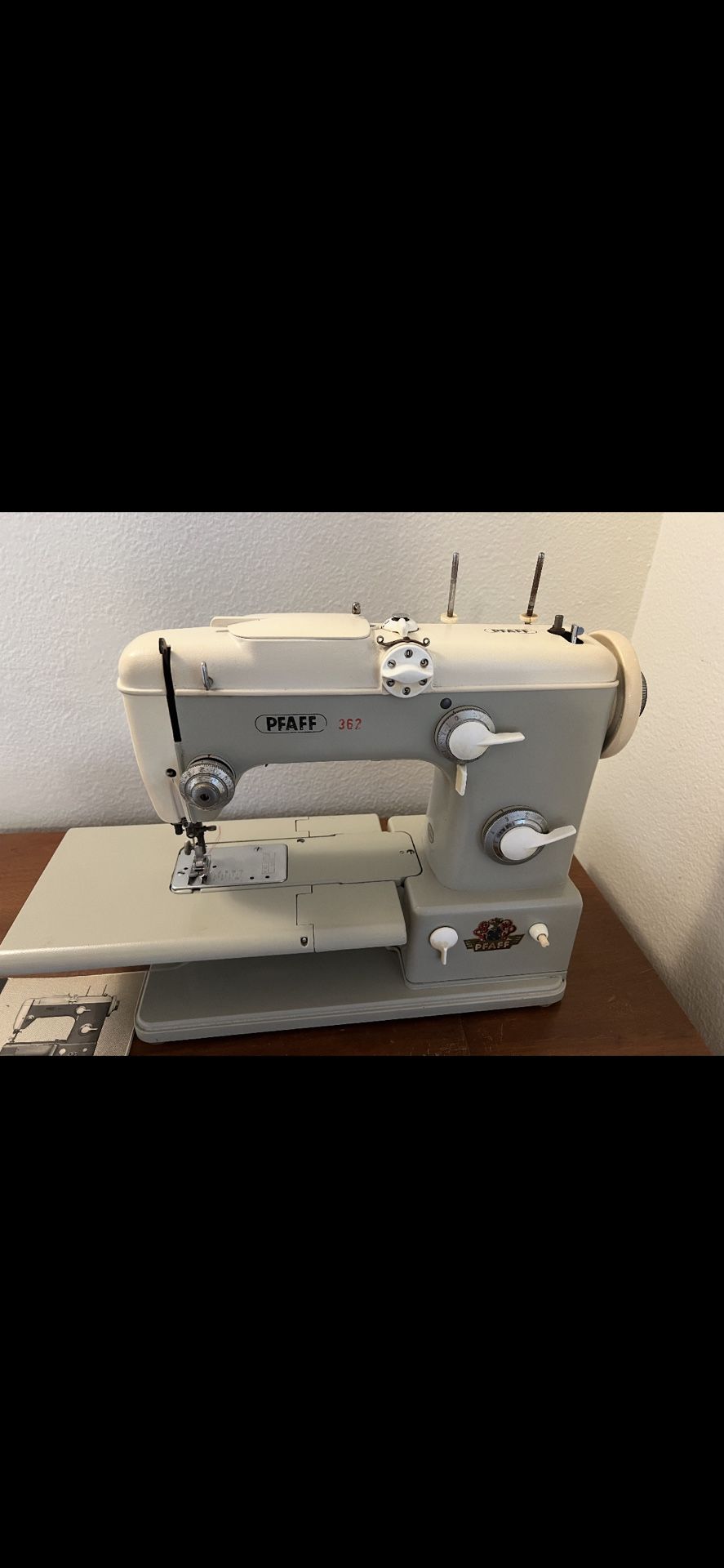 Pfaff 362 Sewing Machine