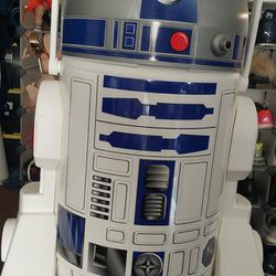 Star Wars R2D2 PORTABLE Cooler Never Used.