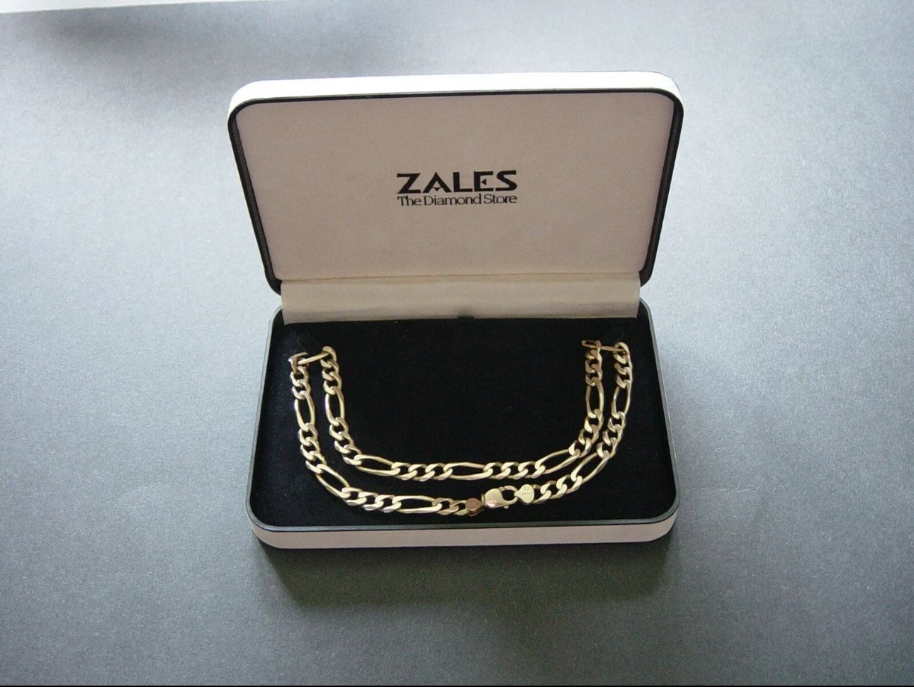 14kt Solid Gold  Figaro Chain 8mm