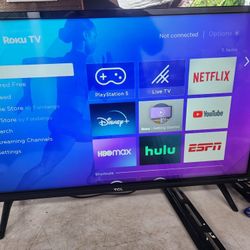 TLC ROKU SMART TV WITH REMOTE EXCELLENT CONDITION 