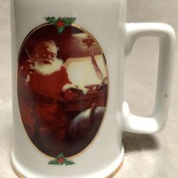  1996 Coca-Cola collector edition porcelain Santa mug with gold trim